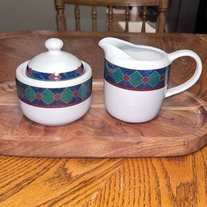 Pfaltzgraff Amalfi Classics Covered Sugar Bowl and Creamer Set